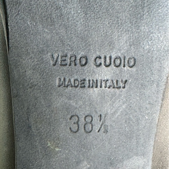 Lanvin Dark Grey Rhinestone Jewel Pumps Sz 38.5 - Picture 6 of 6